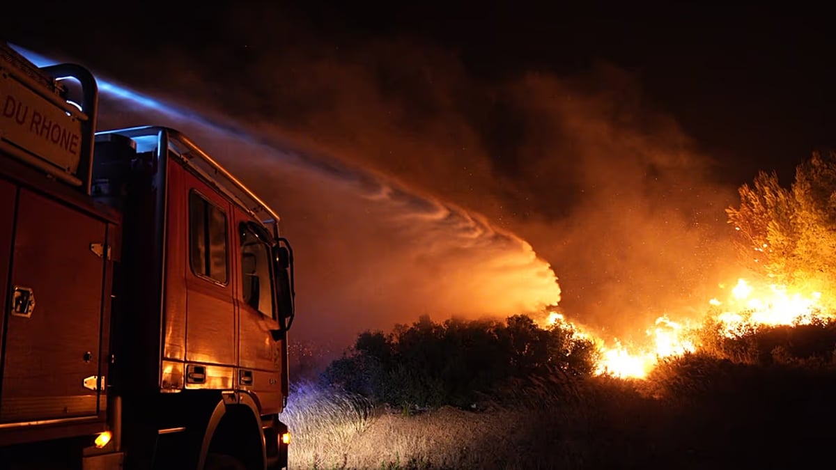 France-Wildfire-News-Photo-03-07-2026