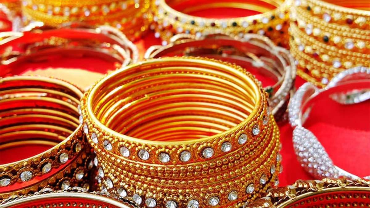Gold-Jewellery-01-New-File-Photo-01-01-2026