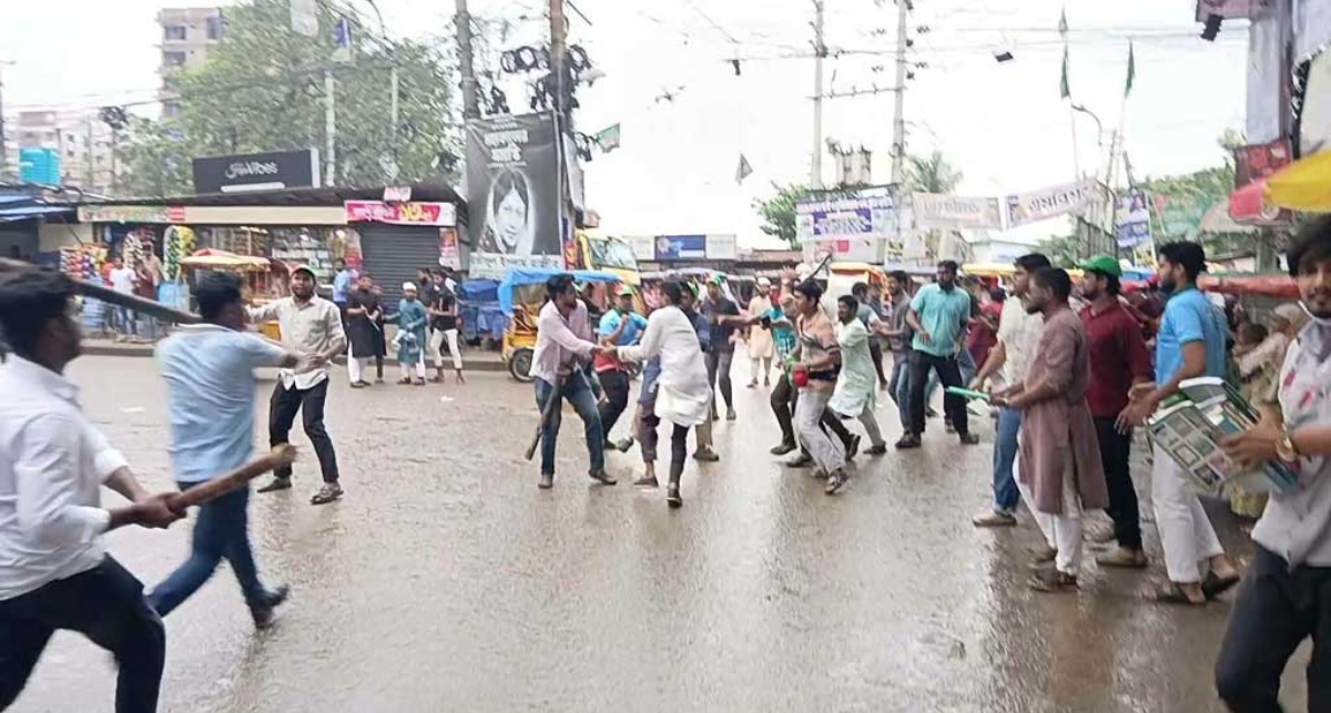 নারায়ণগঞ্জে ছাত্রদল-শিবির সংঘর্ষ, আহত ৮