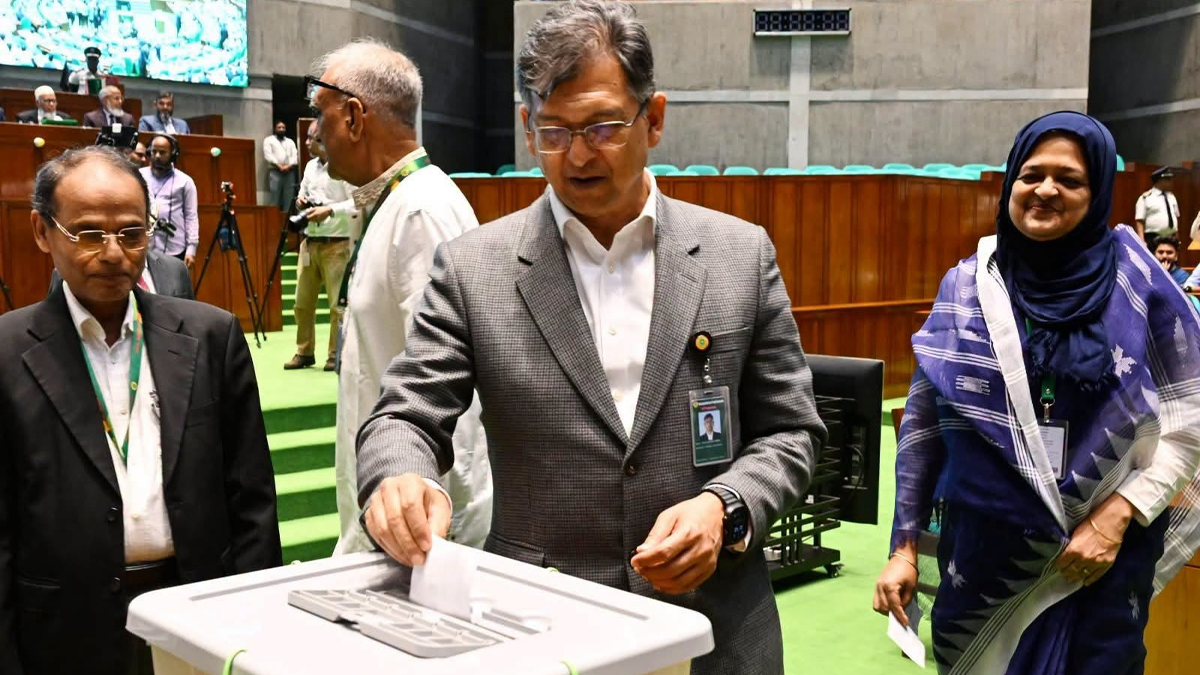 রাষ্ট্রপতি নির্বাচনের মধ্য দিয়ে গণতন্ত্রের নতুন সূচনা হবে: স্বরাষ্ট্রমন্ত্রী