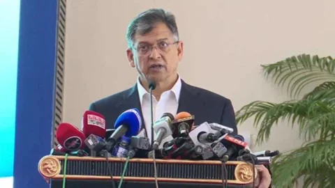 স্বরাষ্ট্রমন্ত্রী সালাহউদ্দিন আহমদ। ফাইল ছবি