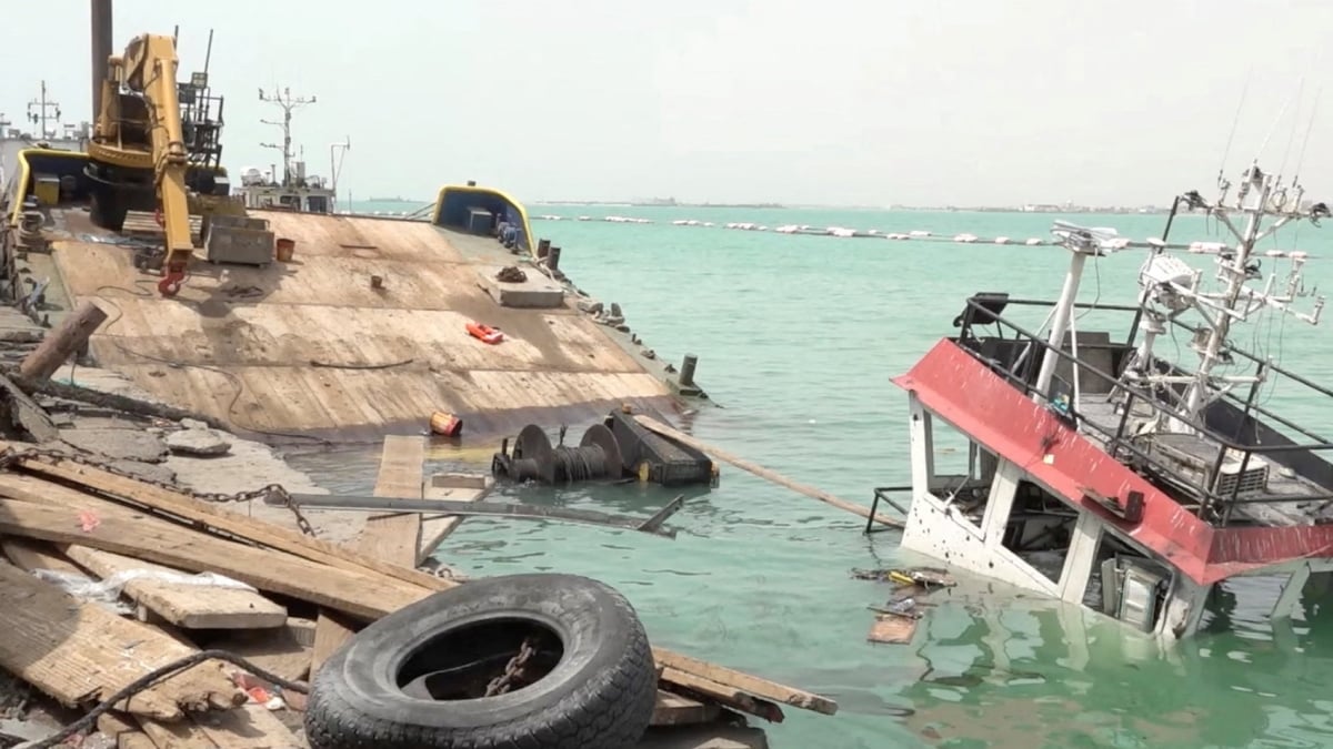 Houthis seize key Yemeni port of Mocha in drive to take control of Red Sea coast