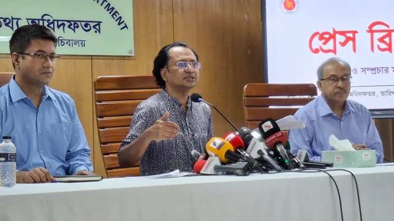 স্বল্প সময়ের মধ্যেই কমবে লোডশেডিং: তথ্য উপদেষ্টা