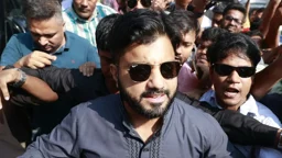‘দলের স্বার্থে’ সিটি মেয়র প্রার্থী হতে ‘শতভাগ প্রস্তুত’ ইশরাক