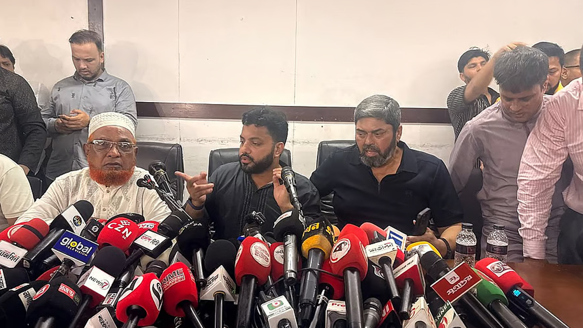 ইশরাকের পদত্যাগপত্র মন্ত্রিপরিষদ বিভাগে, যেকোনো সময় প্রজ্ঞাপন