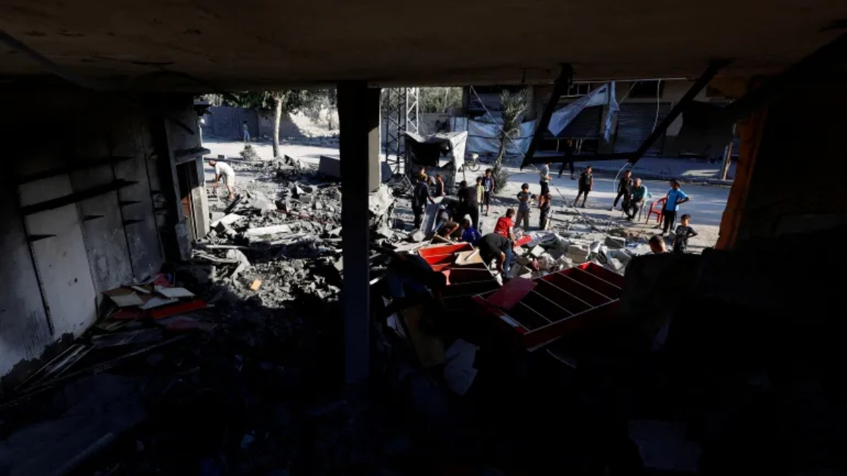 Israeli attacks on Gaza kill 14, including mourners attending funeral (1)