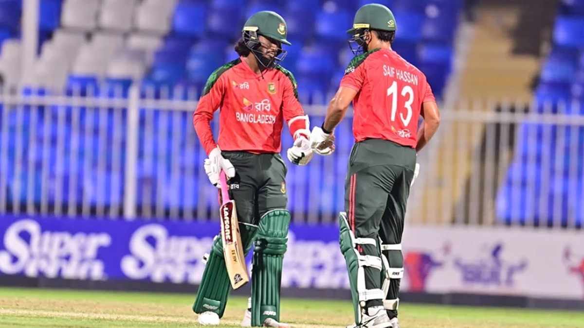 রুদ্ধশ্বাস ম্যাচে শরিফুলে স্বস্তি, এক ম্যাচ হাতে রেখে সিরিজ জয় বাংলাদেশের