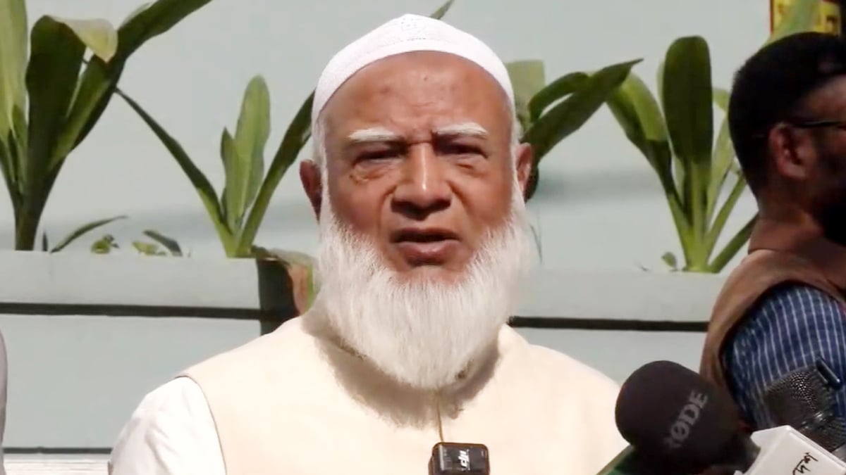 ভেরিফিকেশনের নামে ‘ফ্যাসিবাদী আমলের অপকর্ম’ বন্ধের আহ্বান জামায়াত আমিরের