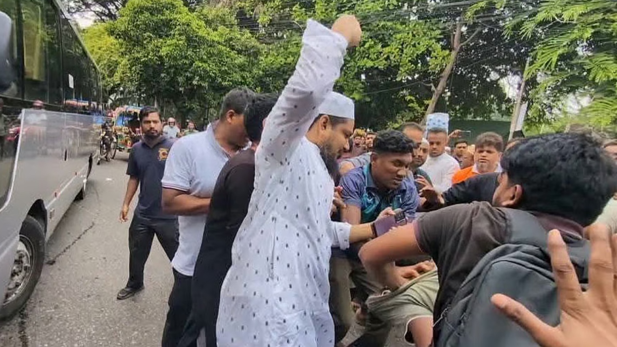 Journalists assaulted and harassed in Dhanmondi; allegations against Jamaat activists