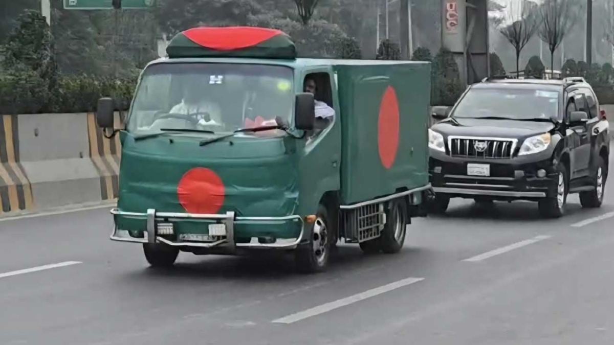 শেষবারের মতো ‘ফিরোজা’র পথে খালেদা জিয়ার মরদেহ