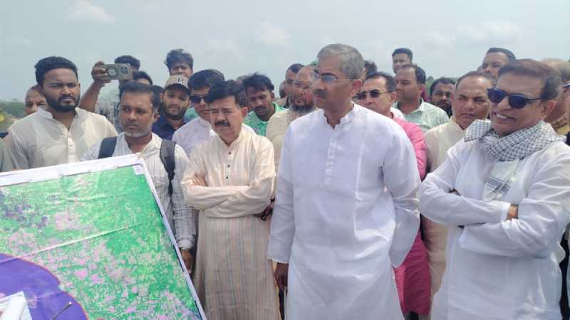 মেঘনার তীর রক্ষা বাঁধ পরিদর্শনে মন্ত্রী ও হুইপ, দ্রুত কাজ শেষের নির্দেশ