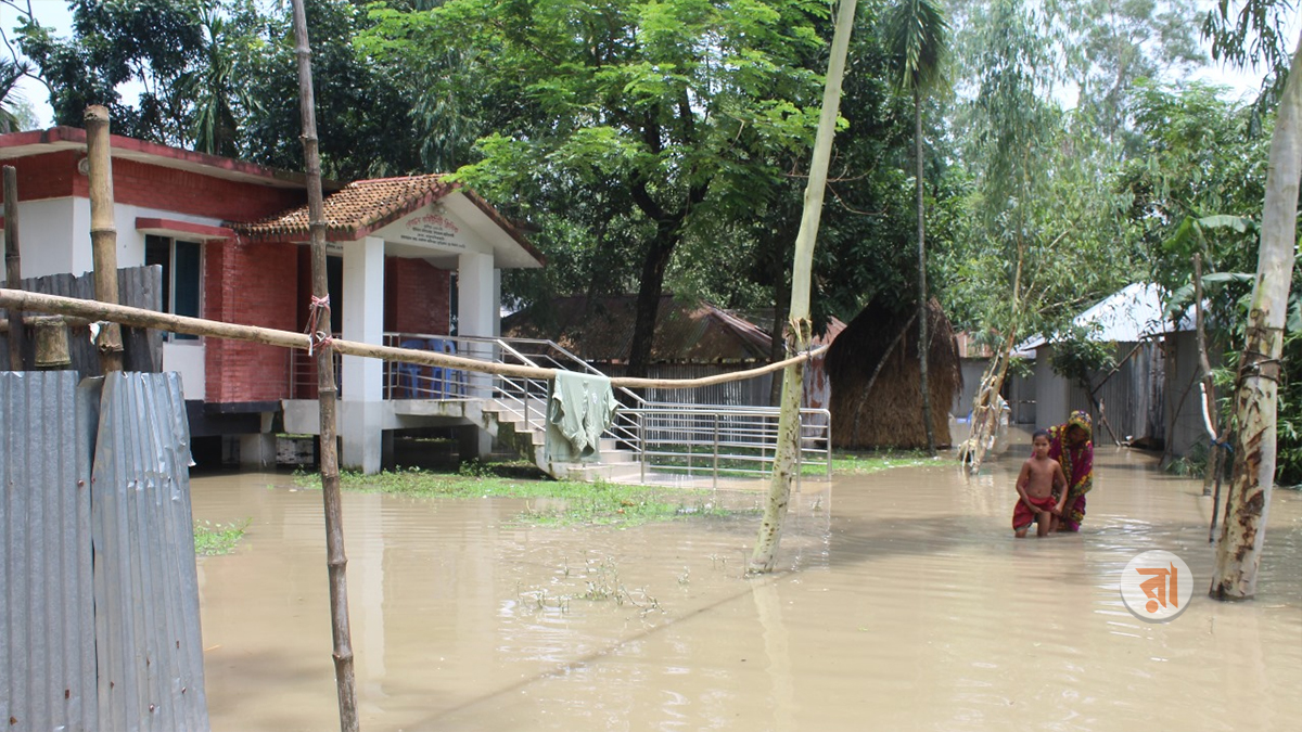 Lalmonirhat Tista Water Increasing News Photo 15-09-2025 (3)
