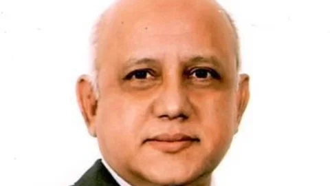 আহমেদ শাহীন।