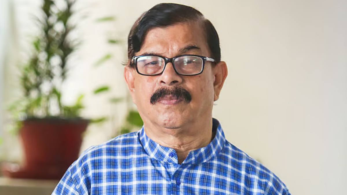হলফনামার তথ্যে গরমিল, মান্নার মনোনয়নপত্র বাতিল