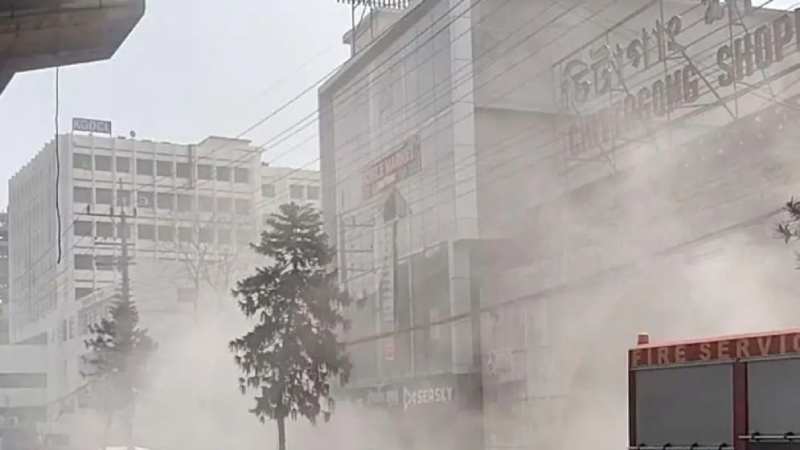 Massive fire breaks out at Chittagong Shopping Complex in Chittagong