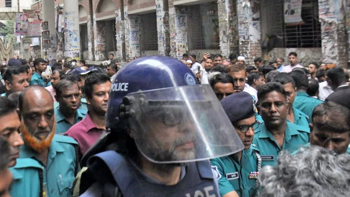 হত্যা মামলায় মেয়র আতিকসহ গ্রেপ্তার ৪