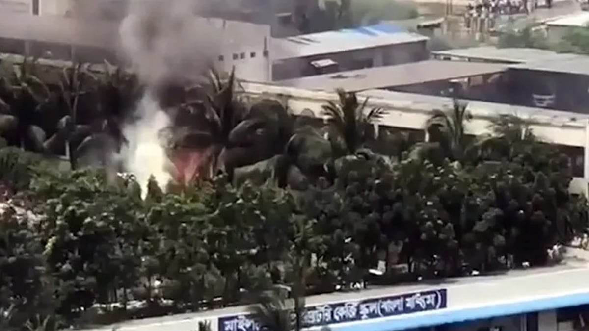 ‘প্রশিক্ষণের ঘাটতি’ ও ‘তত্ত্বাবধানের অভাবে’ মাইলস্টোনে বিমান বিধ্বস্ত: তদন্ত কমিশন