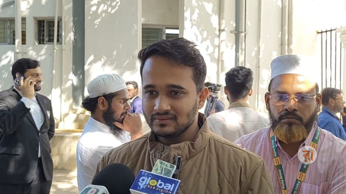 শেখ হাসিনাকে ফিরিয়ে এনে রায় কার্যকরের দাবি মির স্নিগ্ধর