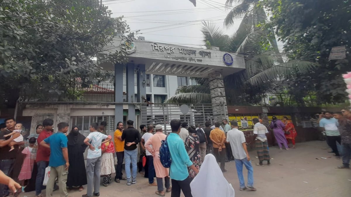 মিরপুরে উচ্ছেদ অভিযানে হামলা: চার মামলায় আসামি ২০০০, গ্রেপ্তার ৫০
