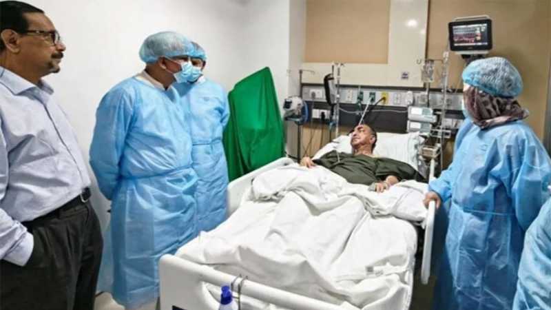 Mirza Fakhrul went to Evercare to see Mirza Abbas