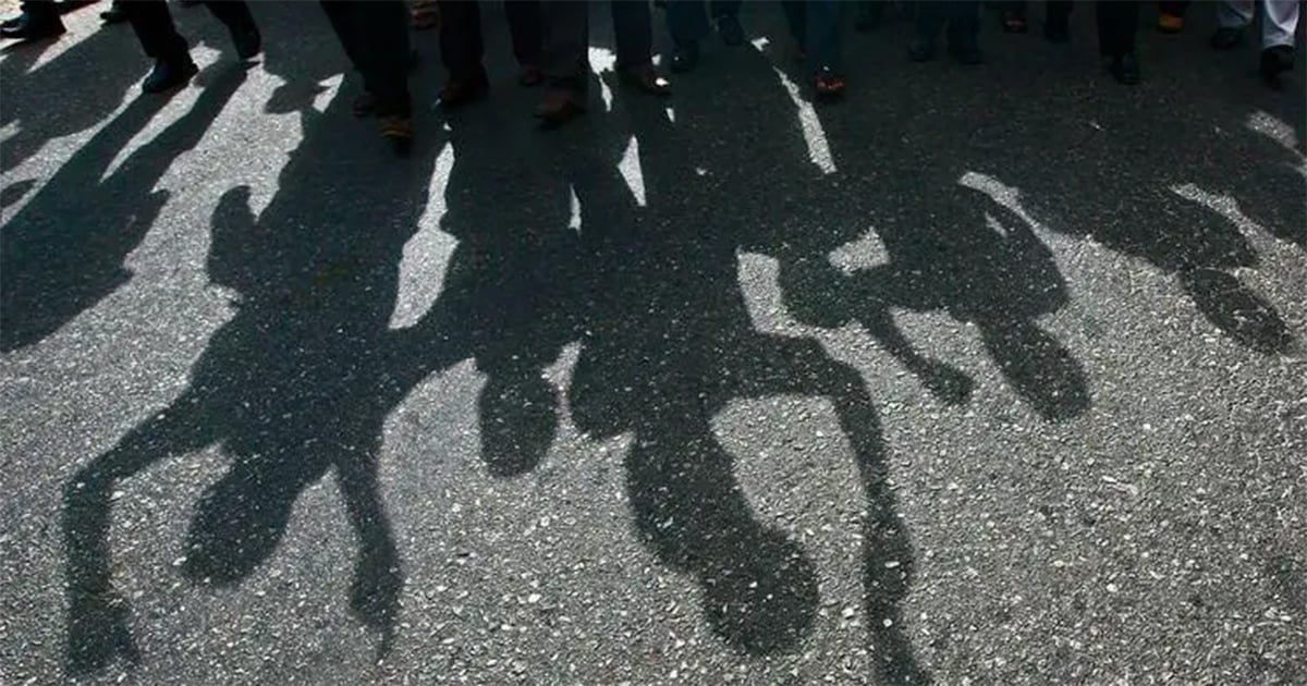 Mob-Symbolic-Photp-03-07-2025