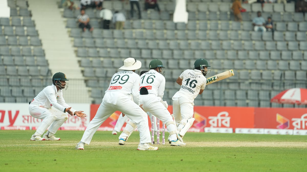 Mohammad-Rizwan-Batting-In-4th-Day-3rd-Session-In-Sylhet-19-05-2026