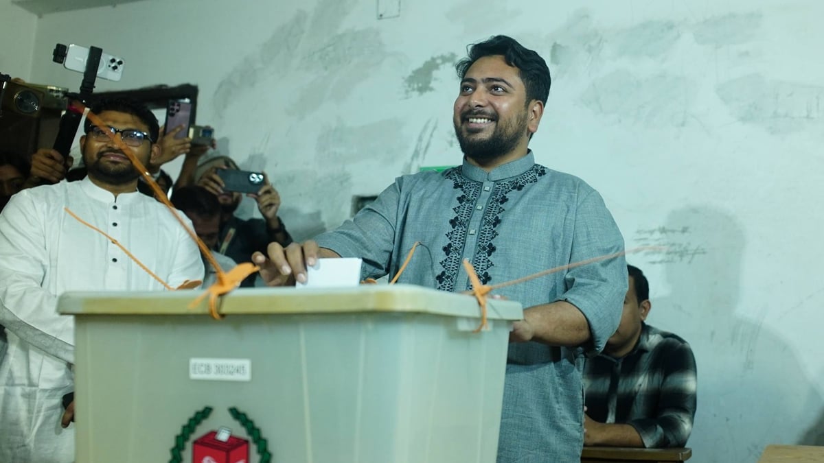 দেশের মালিকানা বুঝে নেওয়ার দিন: নাহিদ