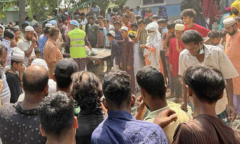 ডোবার পাশে বস্তাবন্দি মা-ছেলে-খালার লাশ, বাবা আটক