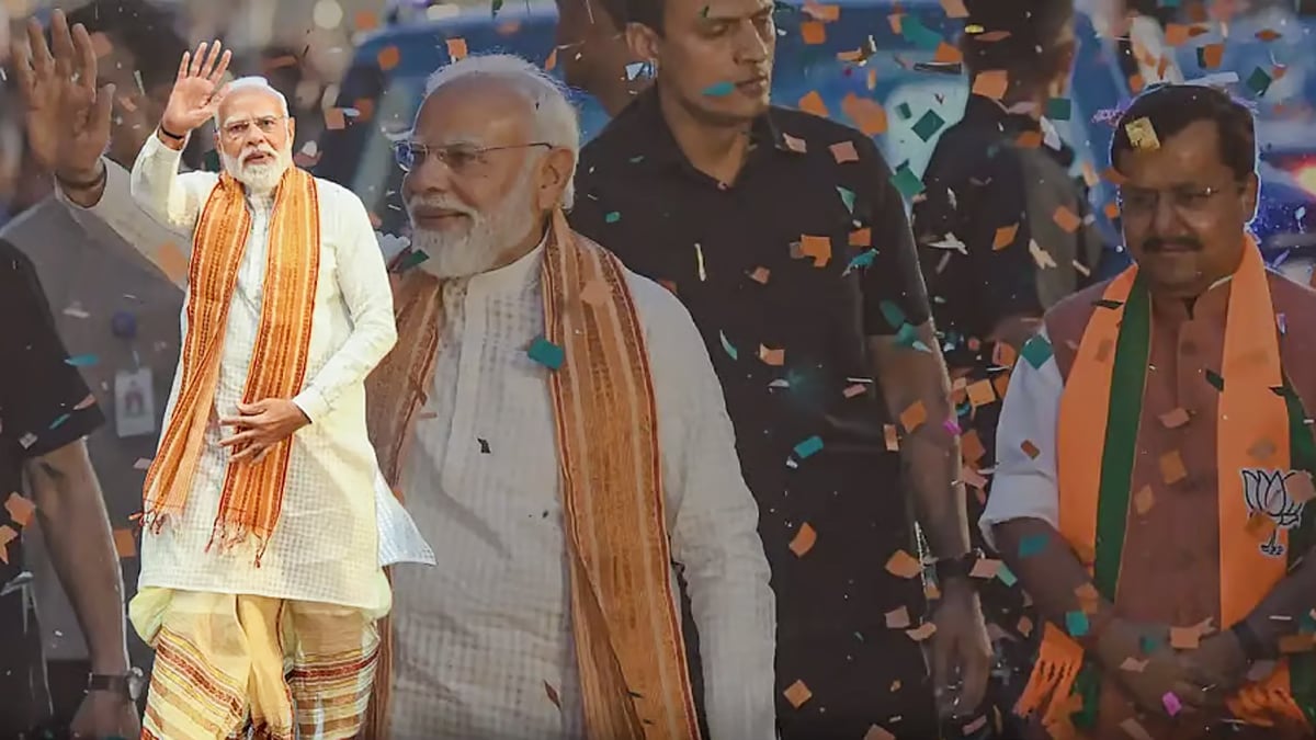 বাঙালি বেশে নরেন্দ্র মোদি, বললেন পশ্চিমবঙ্গ সরকারের শপথ রবীন্দ্রজয়ন্তীতে
