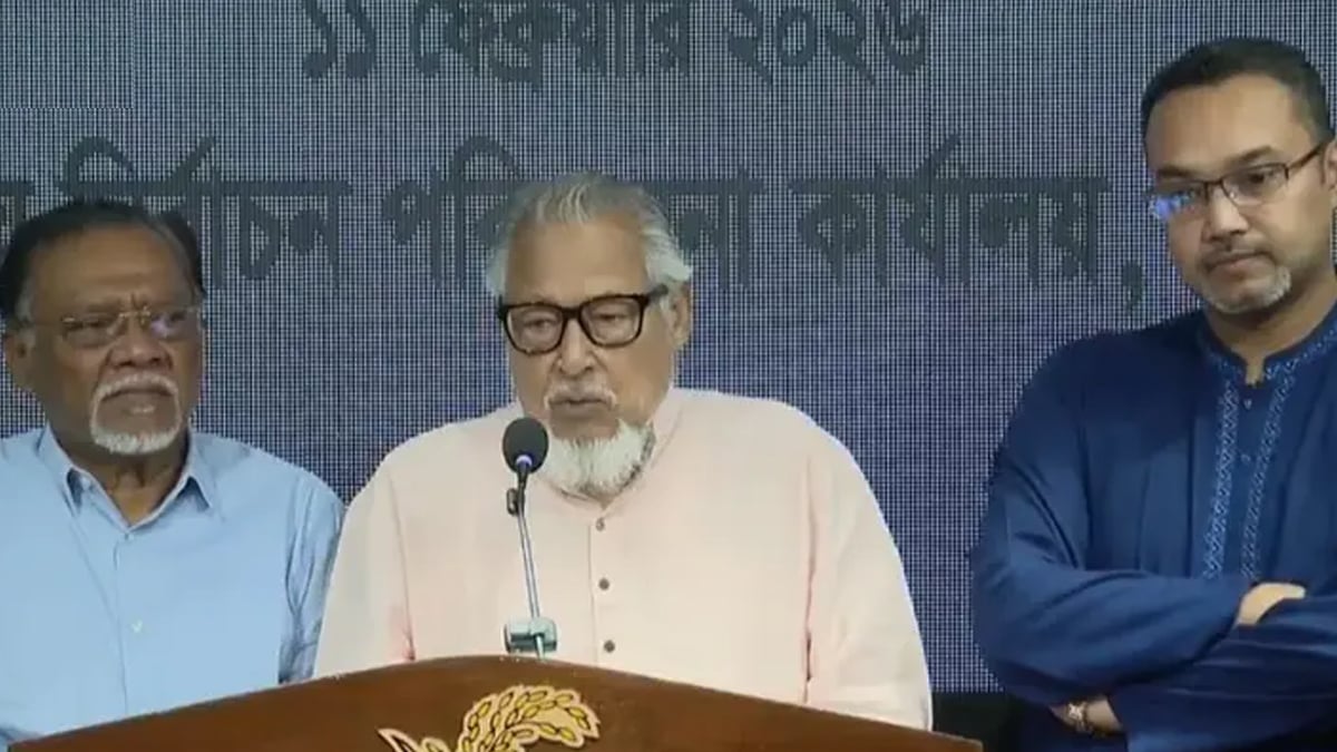 Nazrul-Islam-Khan-Briefing-In-The-Eve-Of-Election-11-02-2026