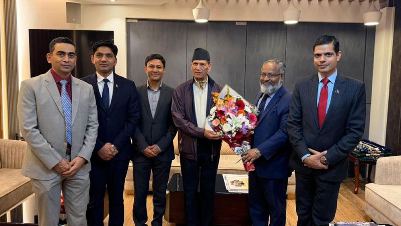 Nepal's Foreign Minister sworn in as new government (1)