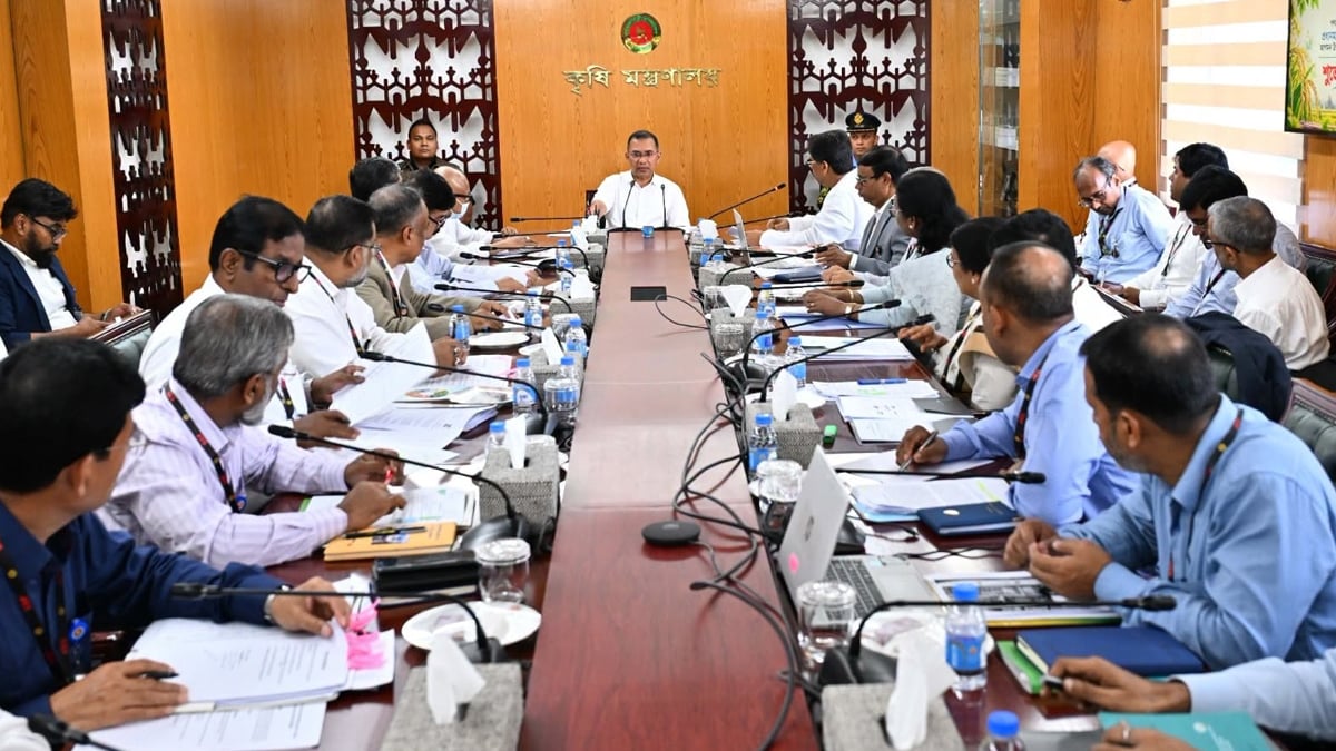 কৃষিপণ্যের আমদানি কমাতে বললেন প্রধানমন্ত্রী