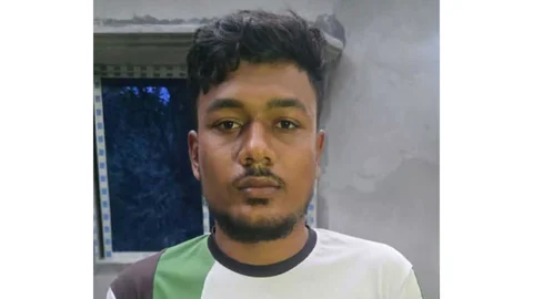 আটক আবু বক্কর সিদ্দিকী। ছবি: সংগৃহীত