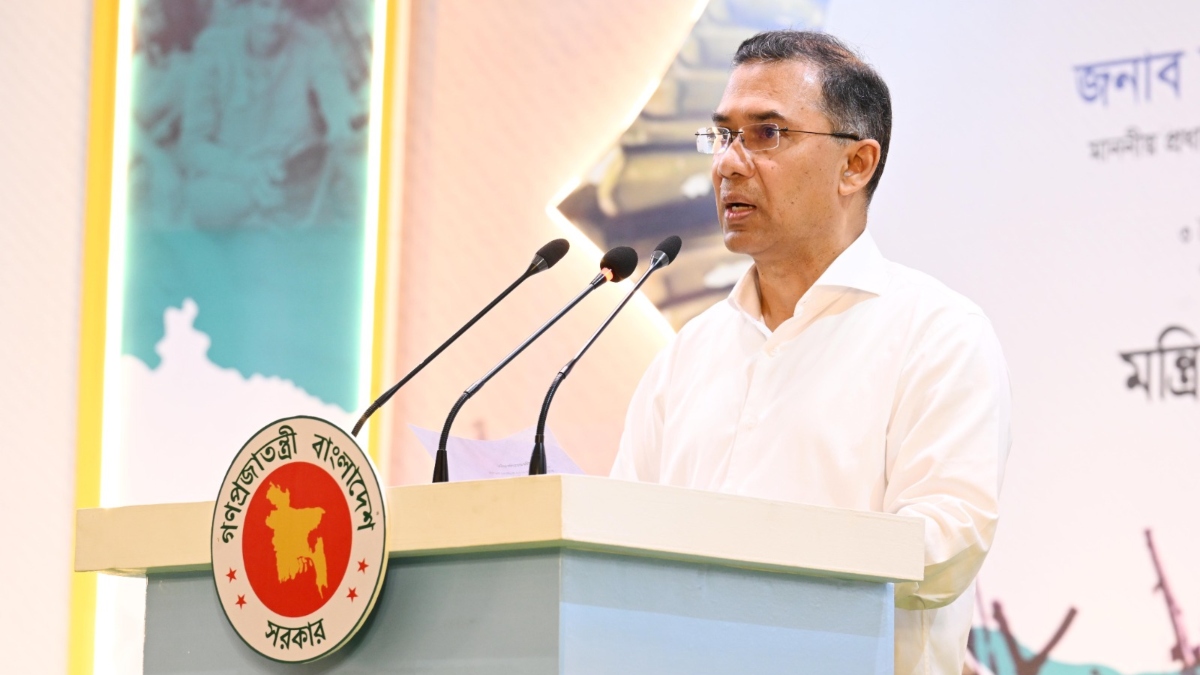 জনদুর্ভোগ বিবেচনায় এখন পর্যন্ত তেলের দাম বাড়ানো হয়নি: প্রধানমন্ত্রী