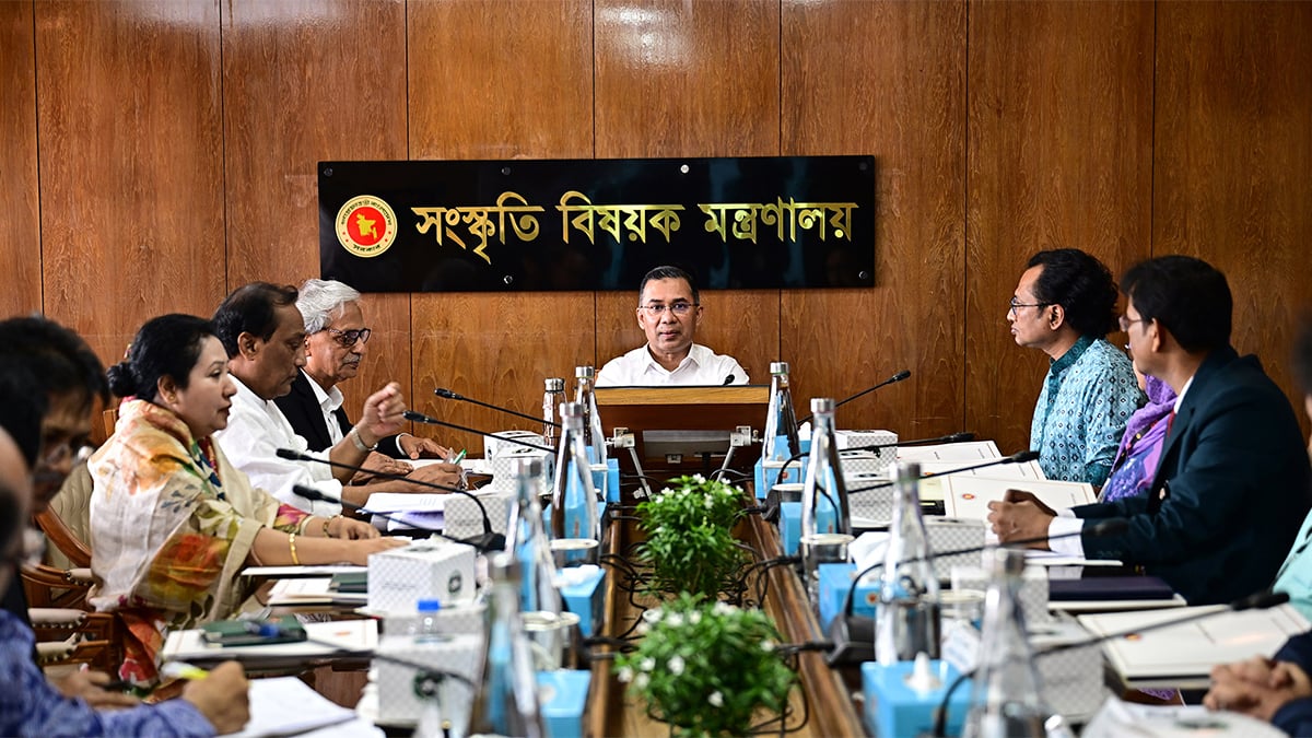 নতুন প্রজন্মের মধ্যে পাঠ্যাভ্যাস গড়তে উদ্যোগ নেওয়ার নির্দেশনা প্রধানমন্ত্রীর
