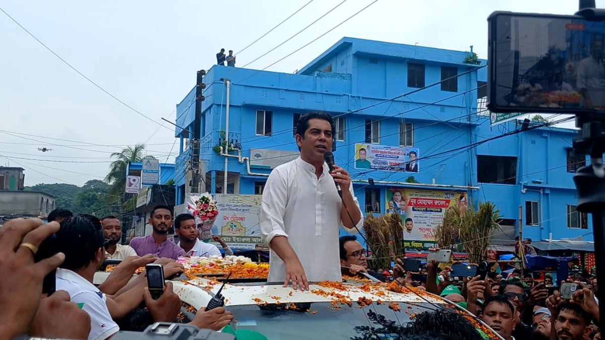 বাংলাদেশের সবচেয়ে কঠিন সময়ে দায়িত্ব নিয়েছেন তারেক রহমান: তথ্যমন্ত্রী