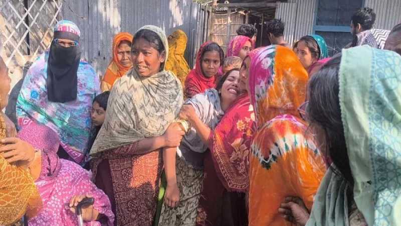 Pabna double murder_ Grandmother's body found in yard, granddaughter's in mustard field