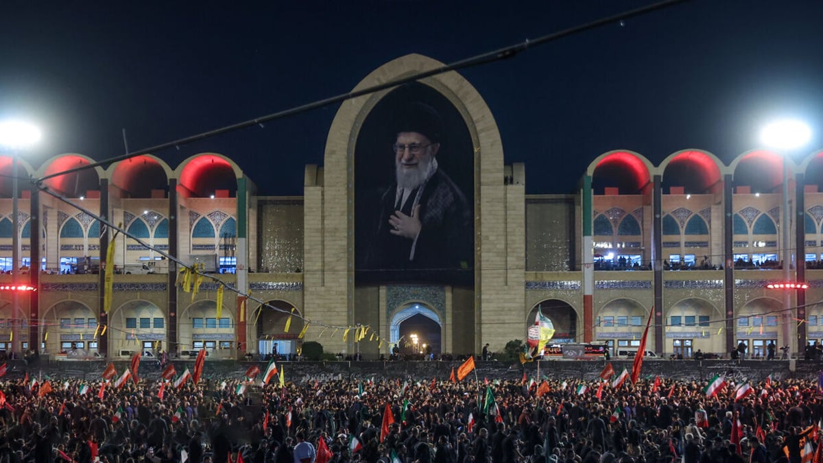 People Attending Funeral Of Ali Khamenei 05-07-2026 (5)