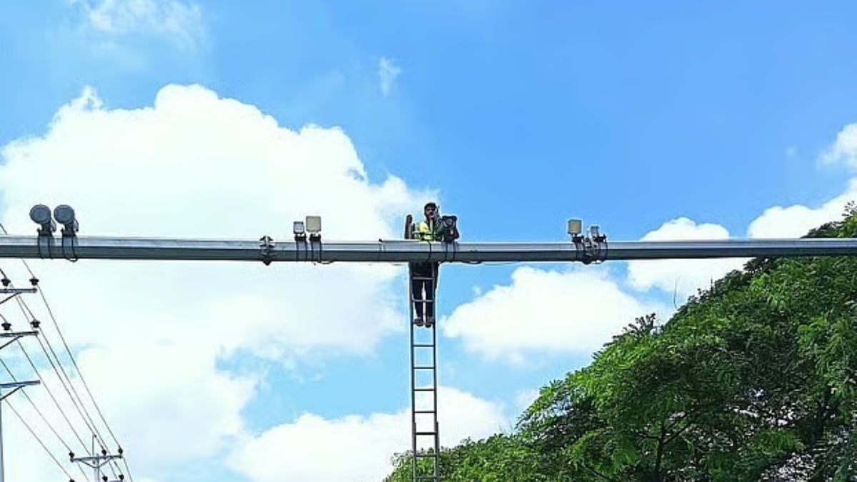 ঢাকা-চট্টগ্রাম মহাসড়কে এআই ক্যামেরা, প্রথম ৩ ঘণ্টায় ৩৭৯ মামলা