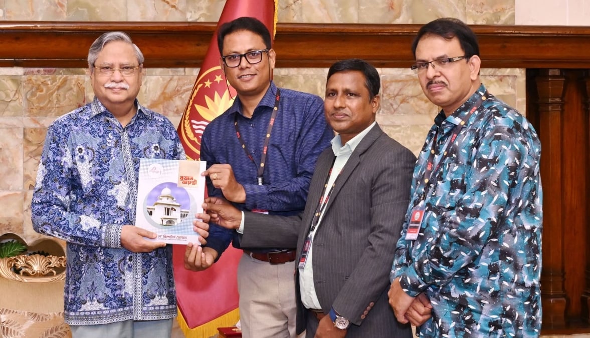 সাংবাদিকতায় সর্বোচ্চ পেশাদারিত্ব ও নৈতিক মান বজায় রাখার আহ্বান রাষ্ট্রপতির