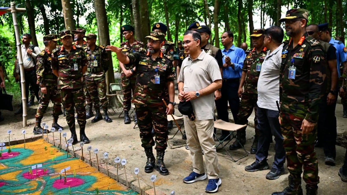Prime Minister Visits Army's Summer Training Exercise 2026
