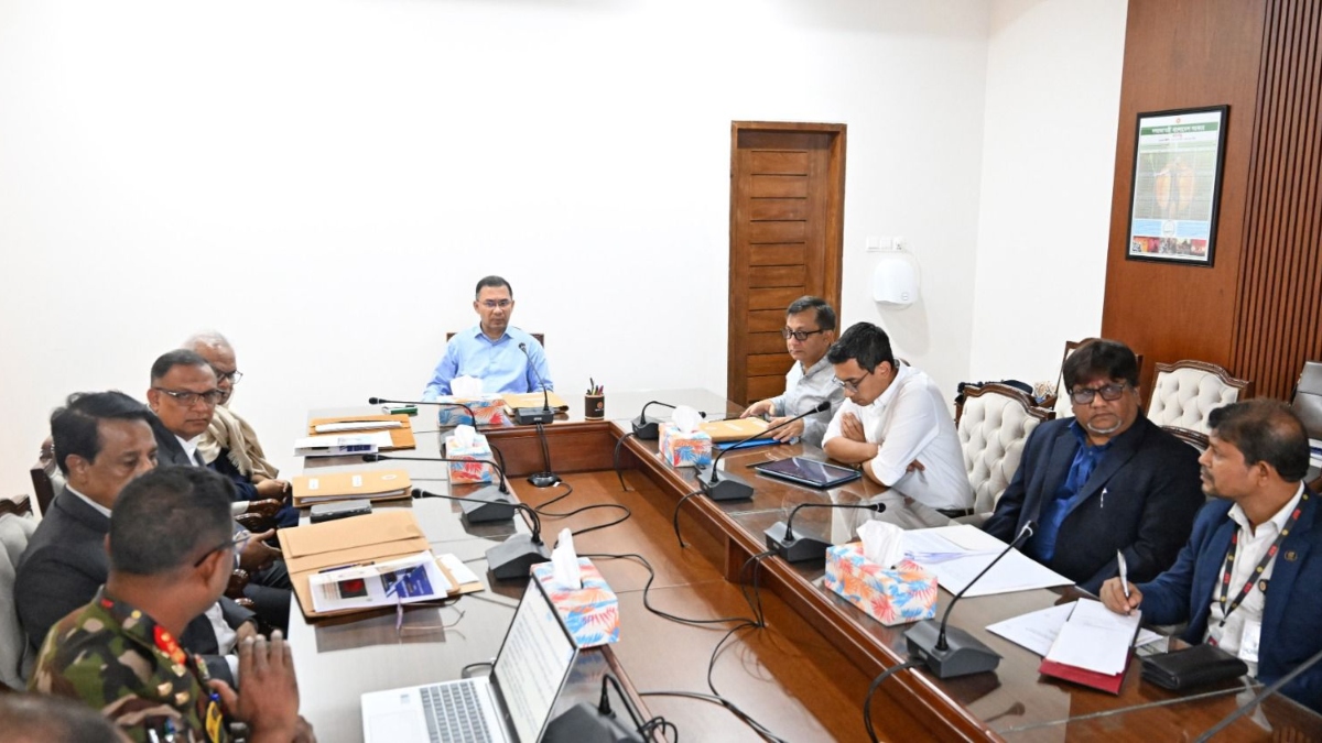 Prime Minister directs authorities to simplify project approval processes to boost investment