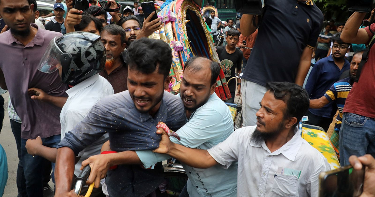রিকশাচালক আজিজুরের মুক্তি চেয়েছে আসক