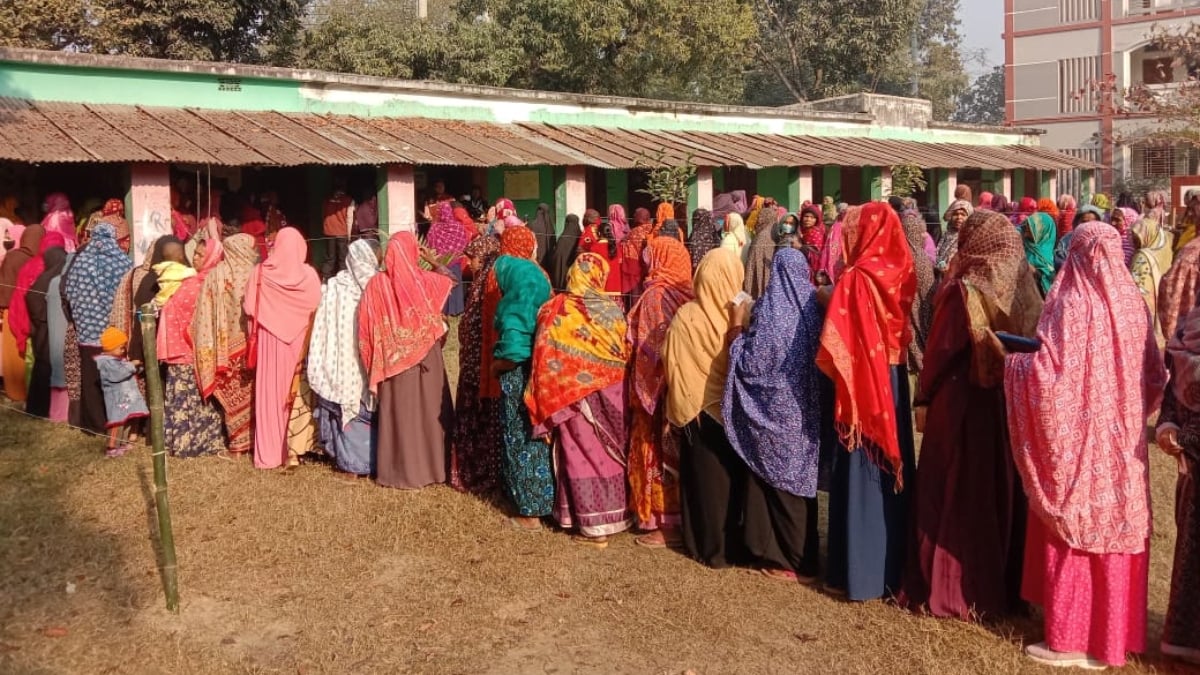 ২টা পর্যন্ত রাজশাহীর ছয় আসনে ভোট পড়েছে ৪৬ শতাংশ