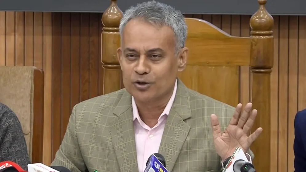 ঈদযাত্রায় বাড়তি ভাড়া নেওয়ার সুযোগ নেই: সড়কমন্ত্রী
