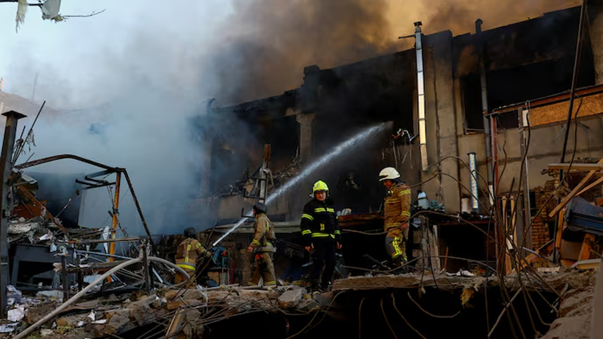 Rubble-Created-In-Russia-Attack-In-Ukrain-05-06-2026