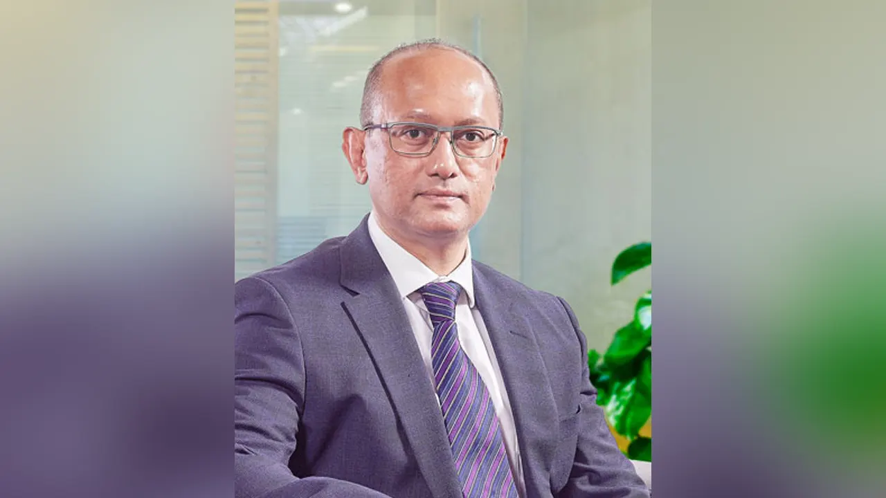 বিমানের পরিচালনা পর্ষদ পুনর্গঠন, নতুন চেয়ারম্যান রুমি এ হোসেন