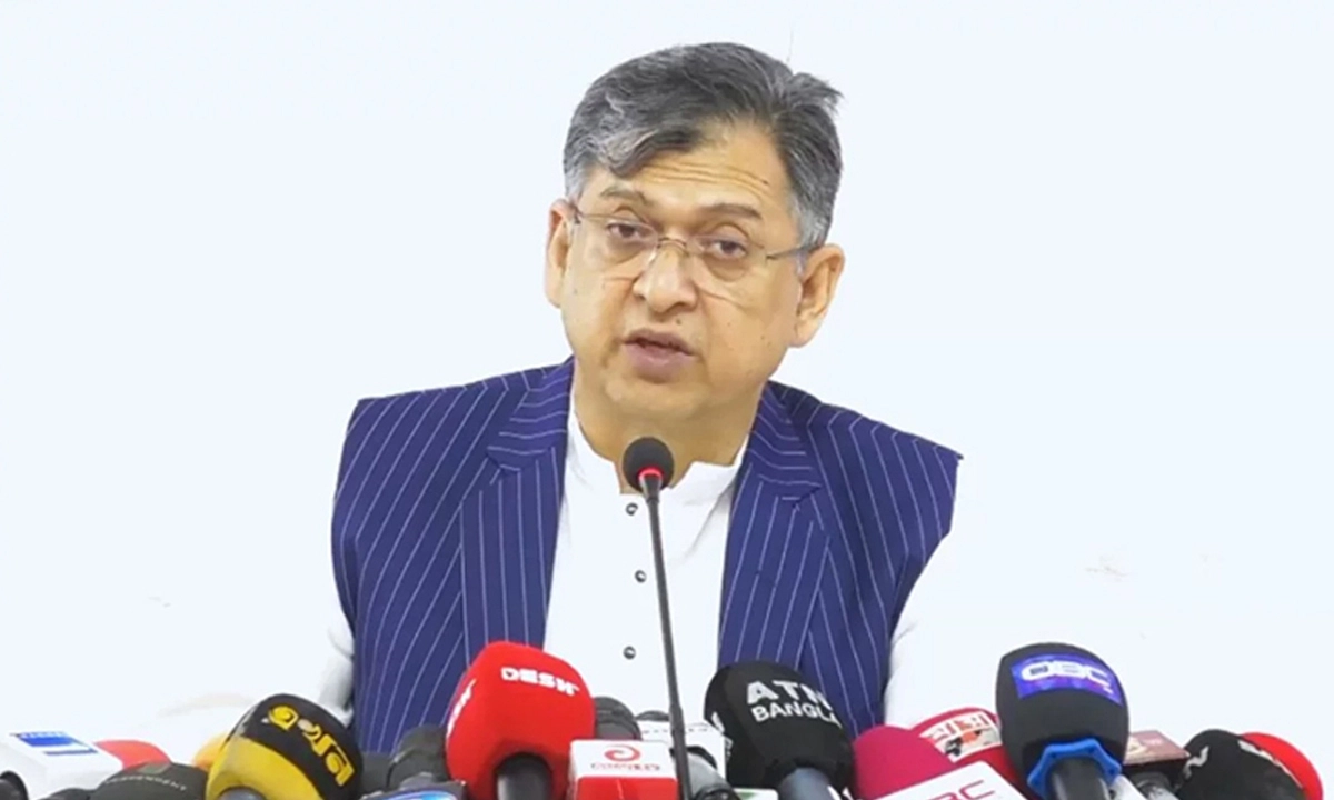 আইনশৃঙ্খলা নিয়ে জনপ্রত্যাশা পূরণে আরও সময় চান স্বরাষ্ট্রমন্ত্রী