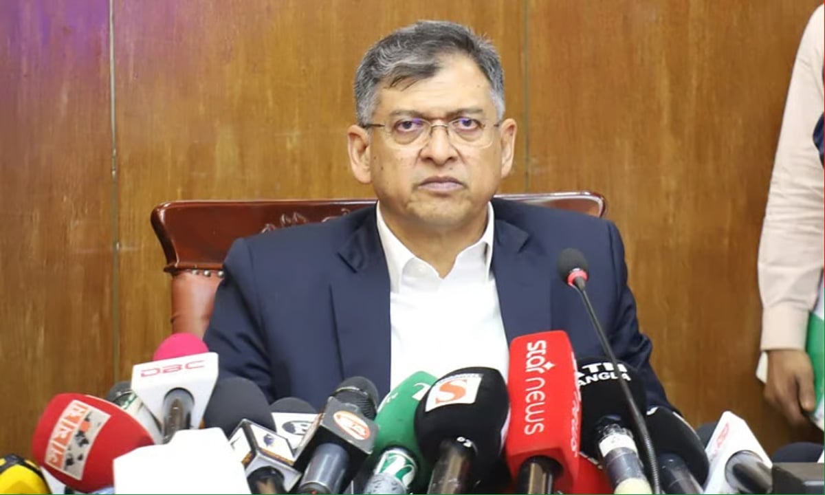 ১৩৩ অধ্যাদেশ নিয়ে চূড়ান্ত সিদ্ধান্ত হতে পারে রাতে: স্বরাষ্ট্রমন্ত্রী