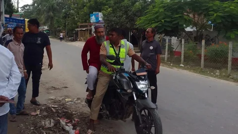 প্রধানমন্ত্রীকে নিয়ে আপত্তিকর মন্তব্যের অভিযোগে কুষ্টিয়ায় শিক্ষক আটক
